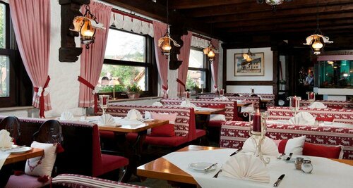 Гостиница Victor's Seehotel Weingärtner в Сааре