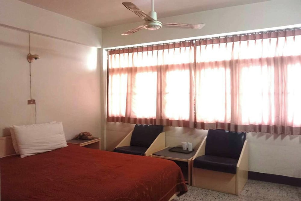 Фото Khelangnakorn Lampang Hotel