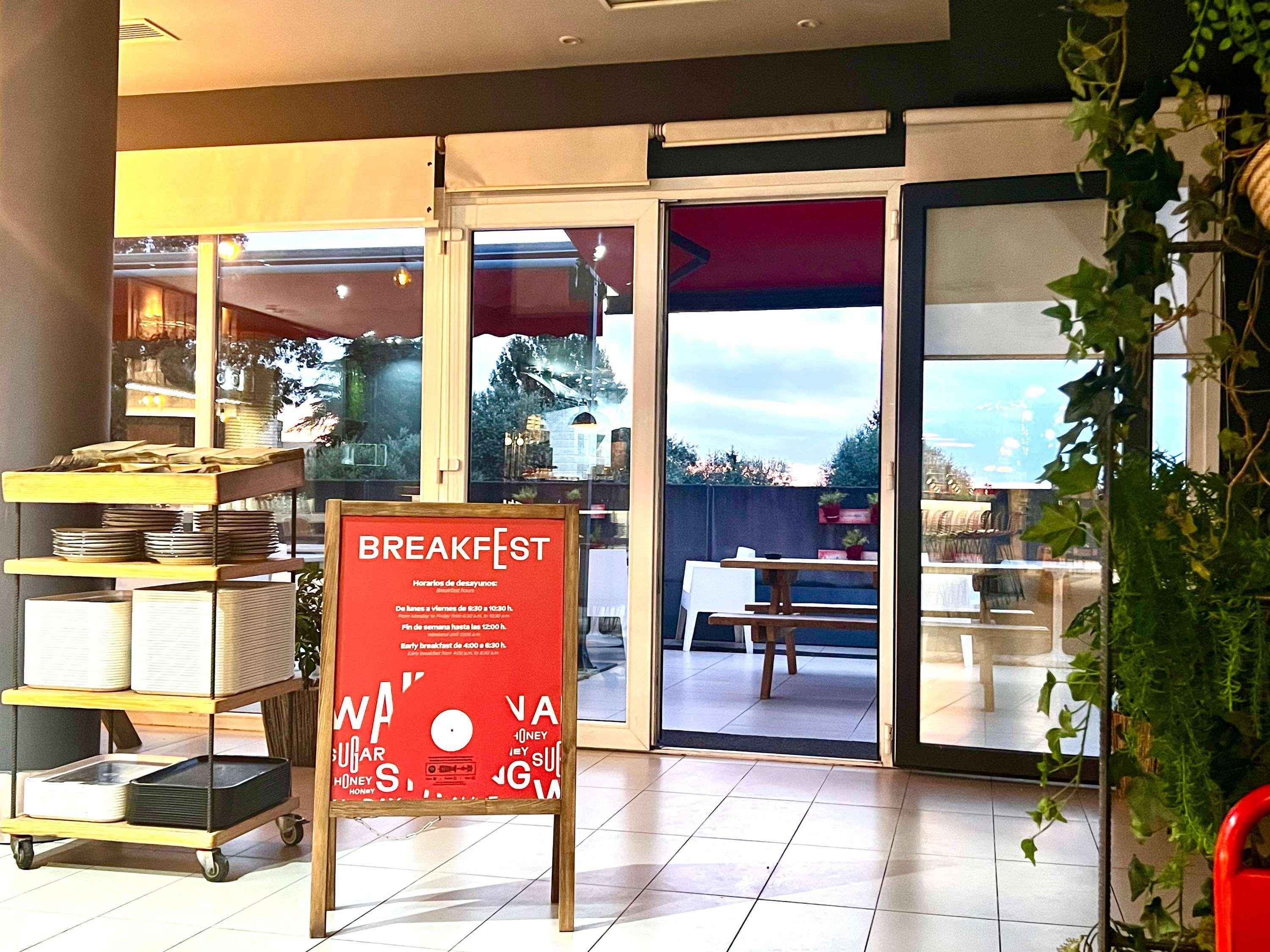 Фото Ibis budget Oviedo