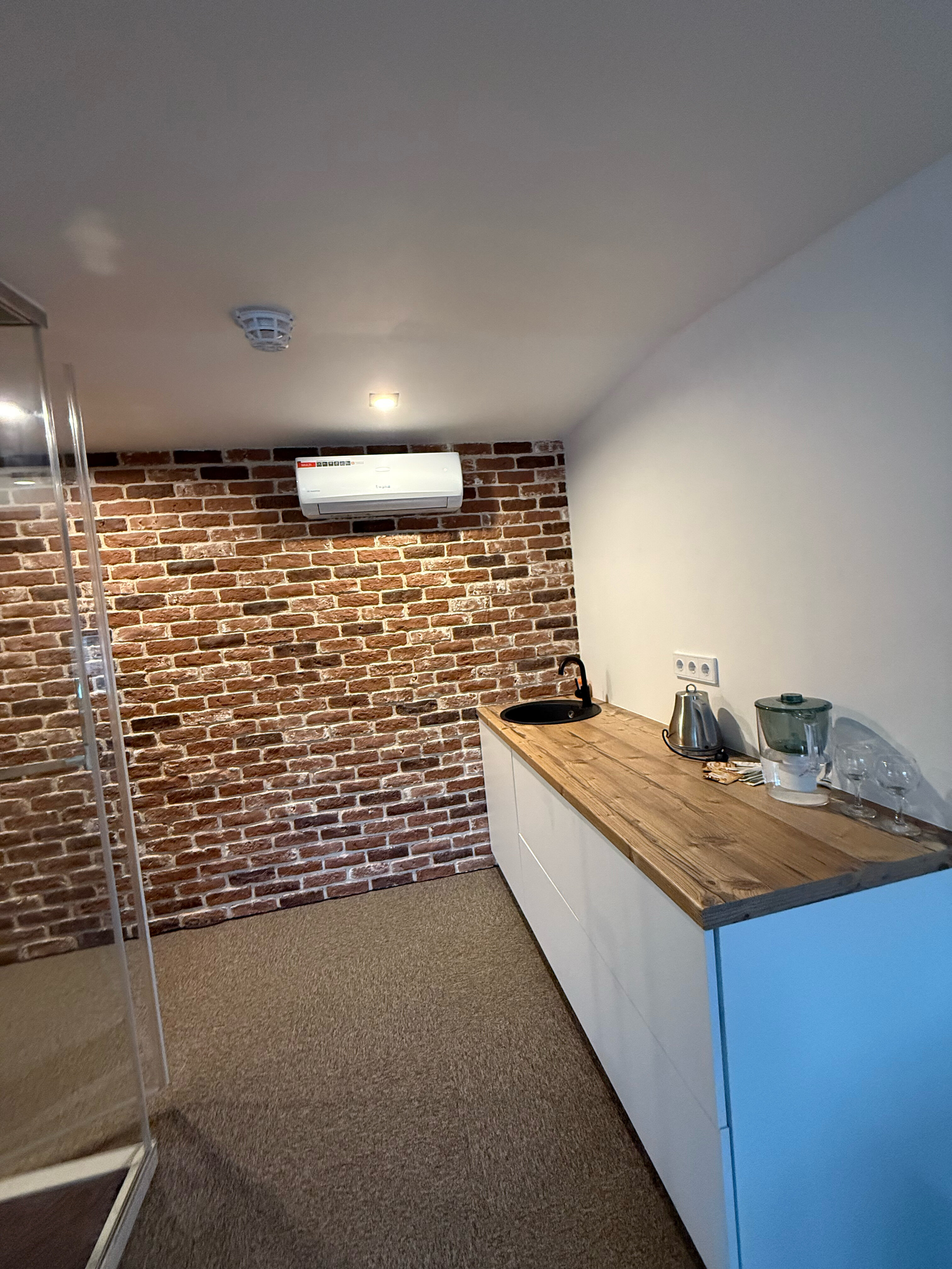 Фото Novotel Loft Rooms by Minsk