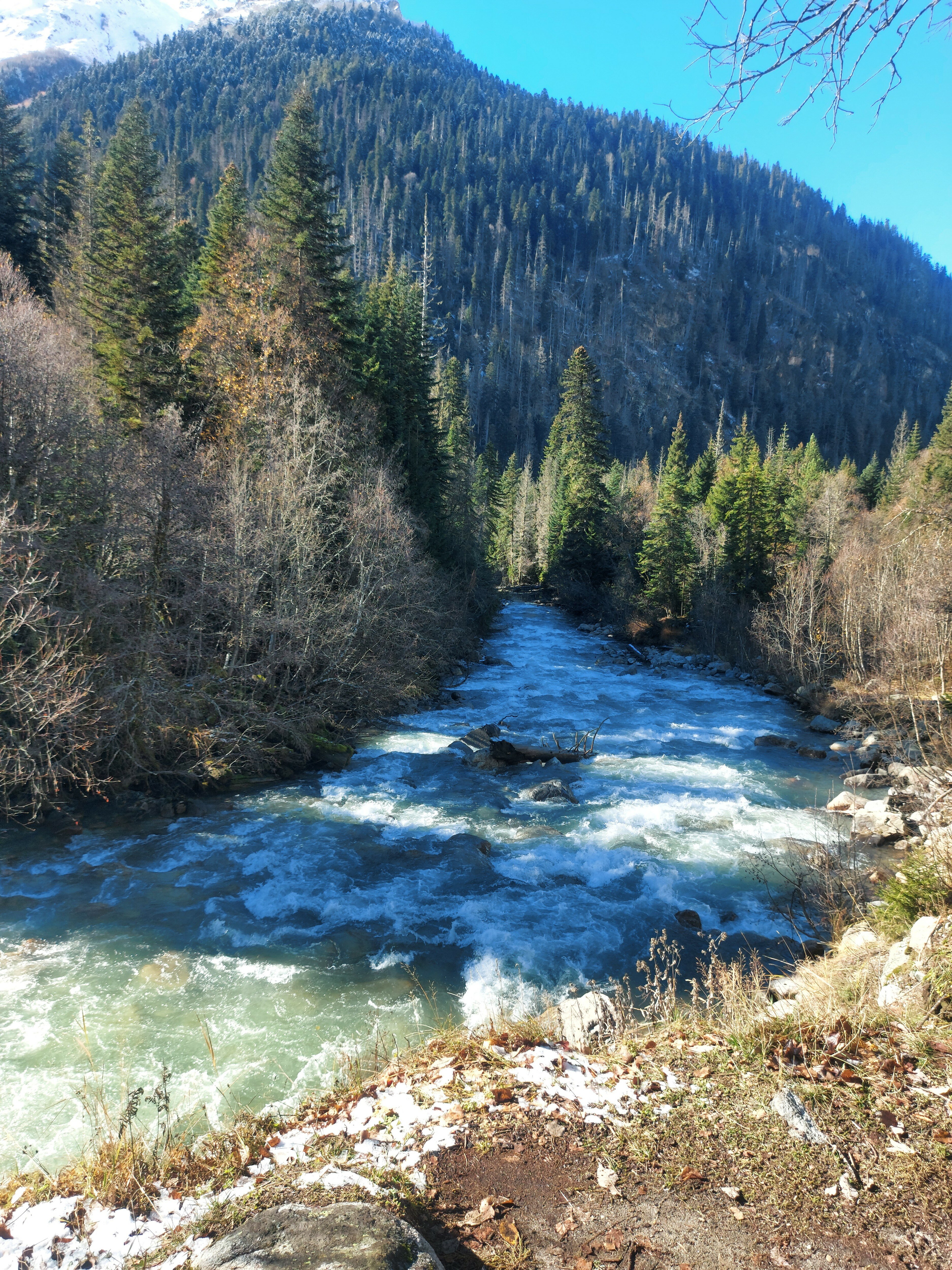 Фото Дом у горной реки