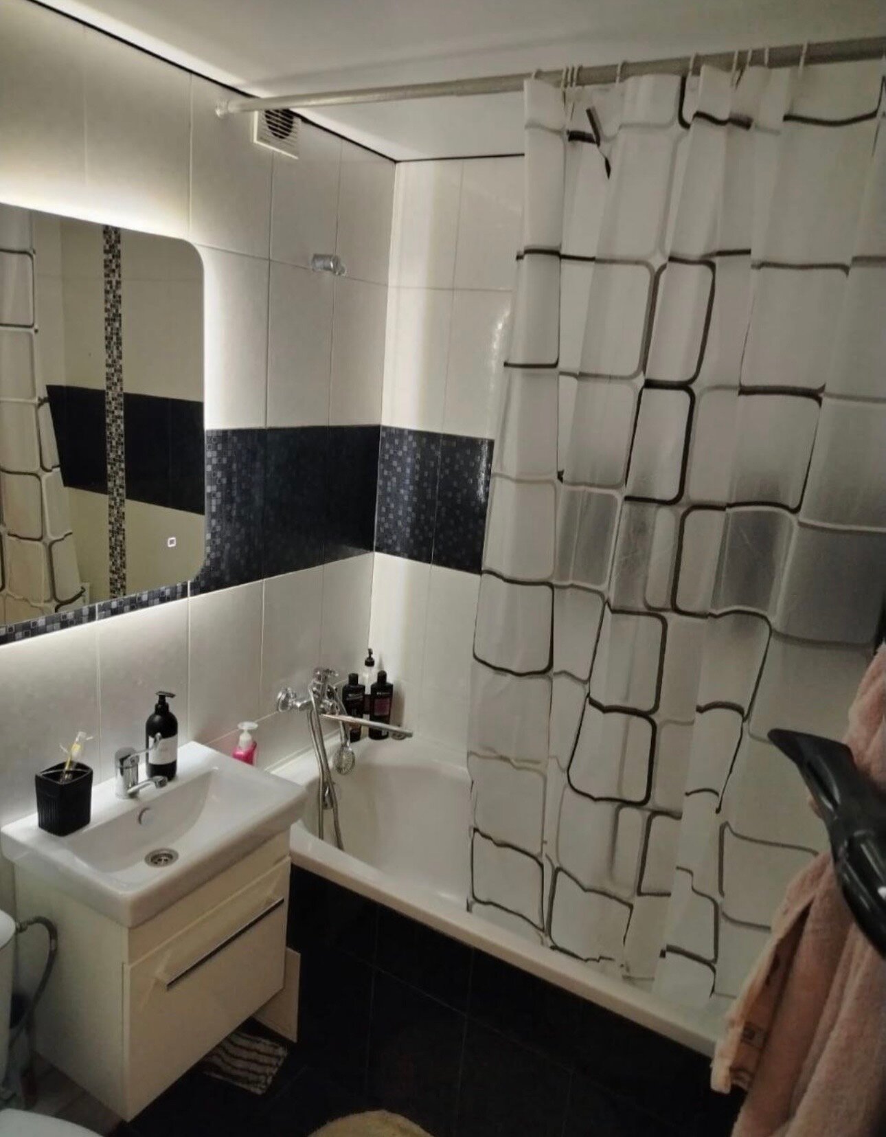 Фото Уютная 2комн квартира в центре города