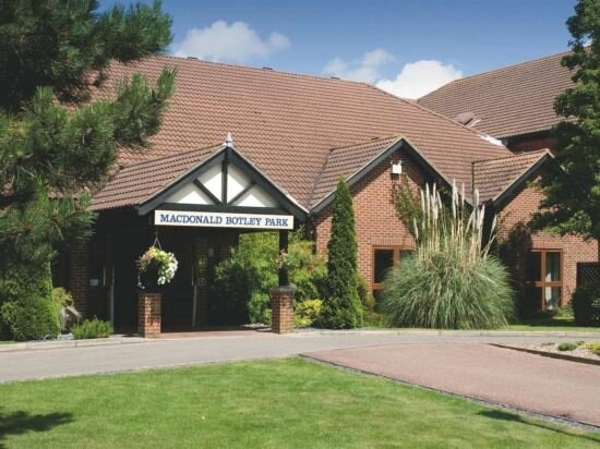 Hotel Macdonald Botley Park Hotel & Spa, England, photo