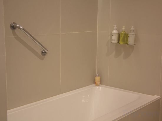 Фото Dazzler by Wyndham Asuncion