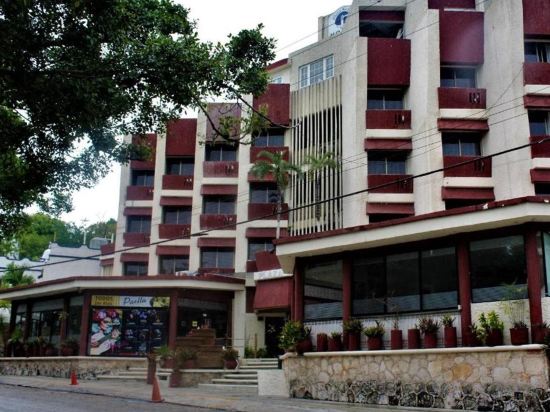 Фото Hotel Plaza Kokai