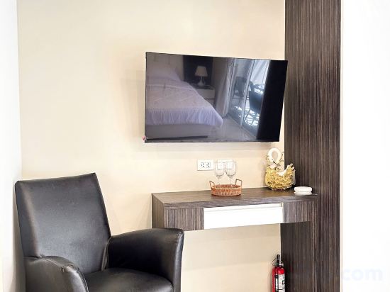 Фото Sunset Apartments