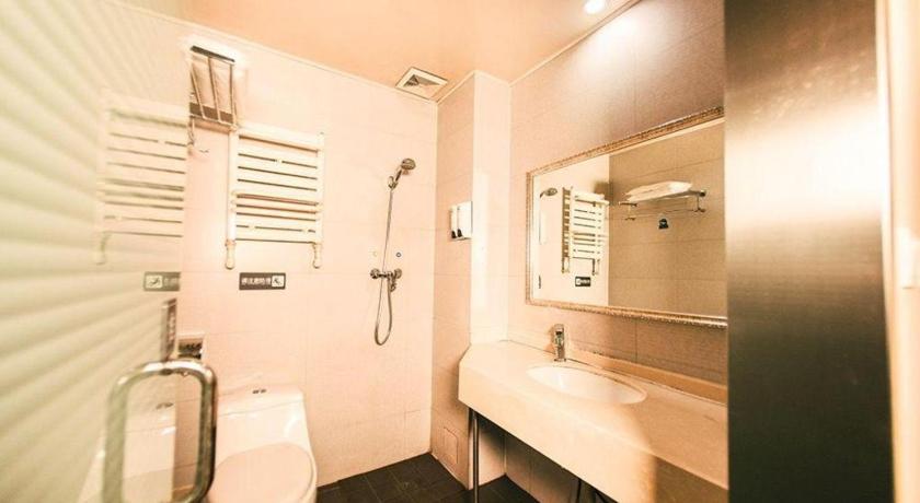 Фото 7 Days Inn Harbin Railway Station Zhanqian Square Branch