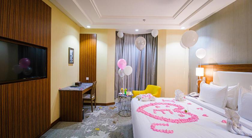 Фото Taj Alworood Hotel