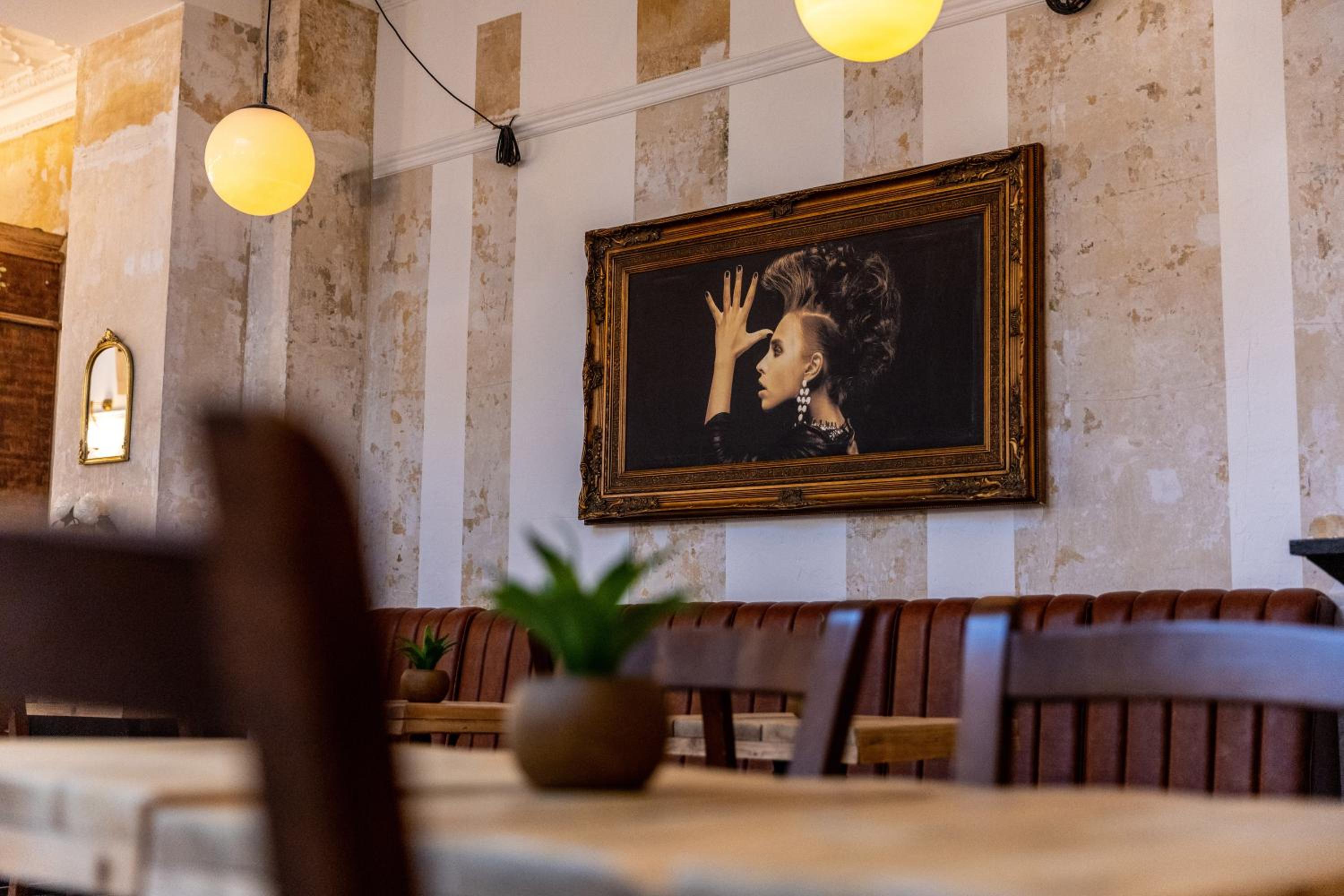 Фото Hotel Bristol