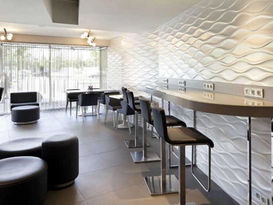 Фото Hôtel Mercure Paris Vaugirard Porte de Versailles