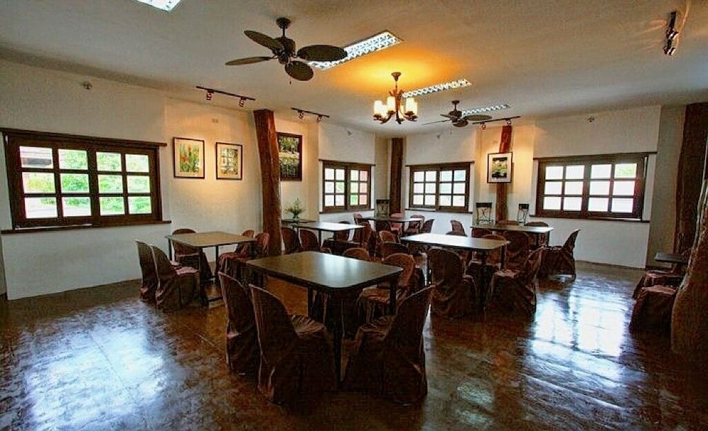 Фото Travelbee Heritage Inn