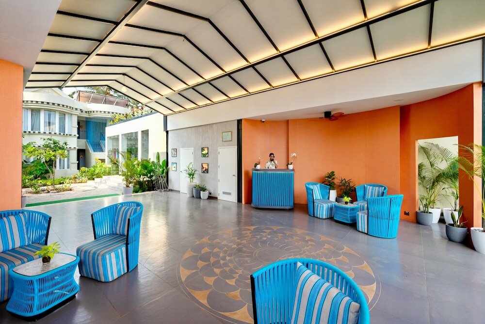 Фото Lotus Beach Resort