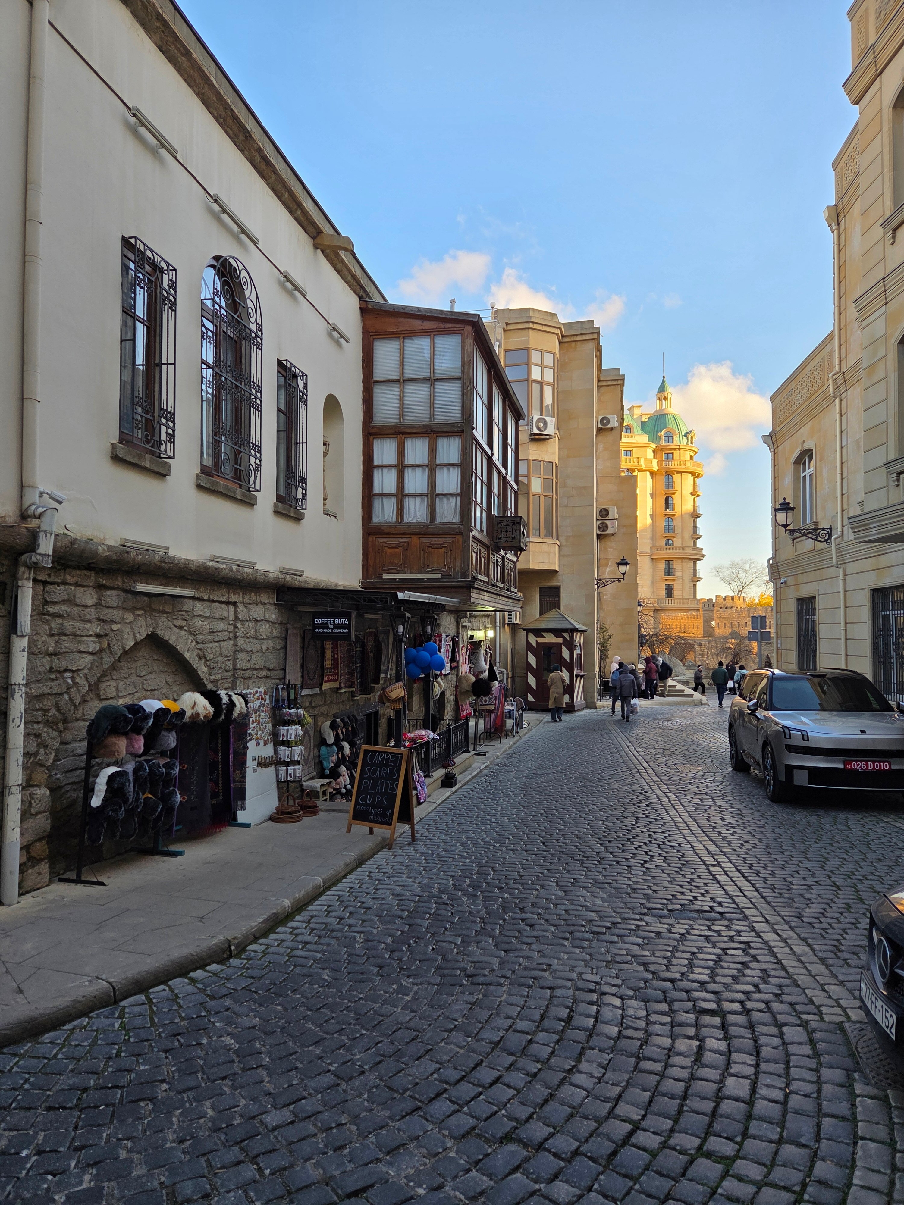 Фото Premier Old Gates Hotel