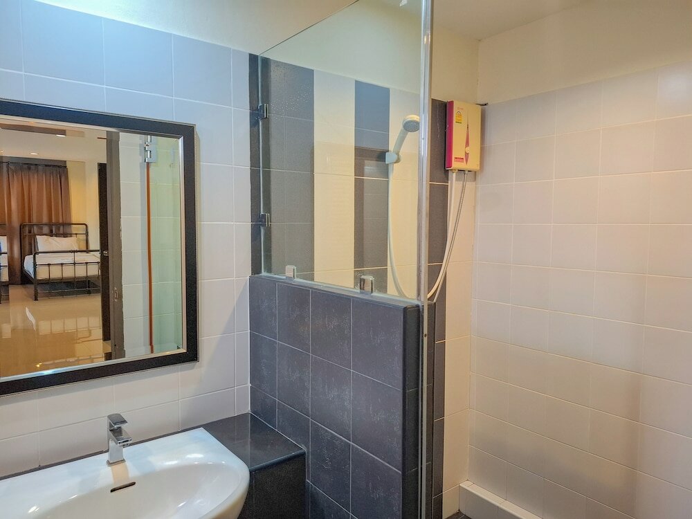 Фото Курортный отель The Hideaway Resort Pattaya Chonburi