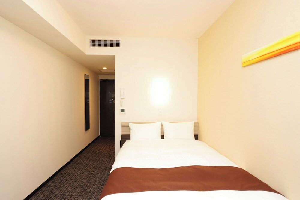 Фото Smile Hotel Premium Osaka Hommachi
