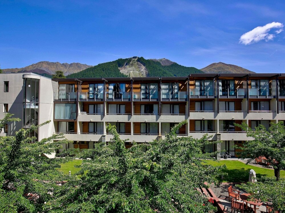 Фото Novotel Queenstown Lakeside