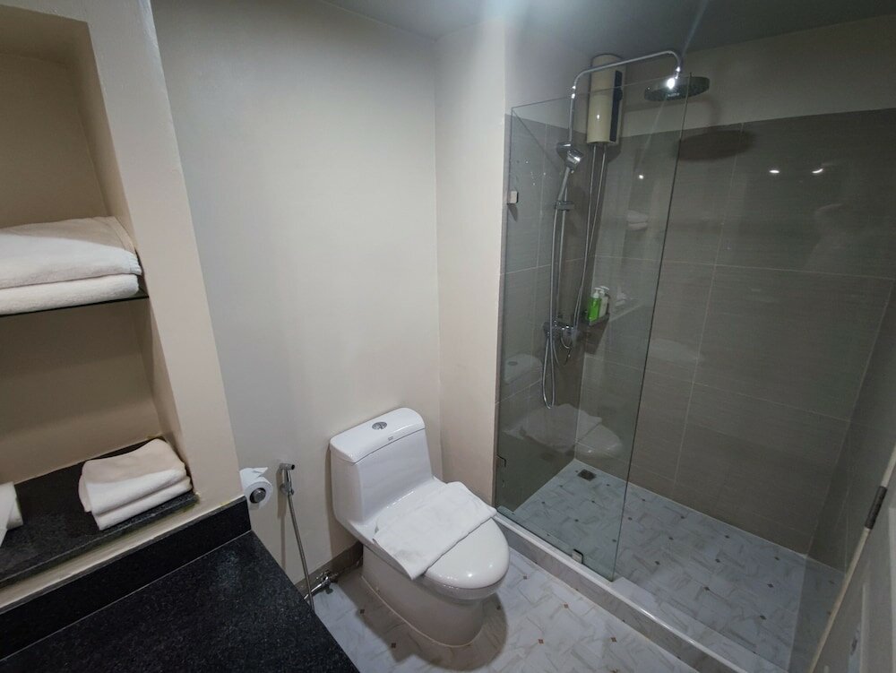 Фото Siri Oriental Bangkok Hotel