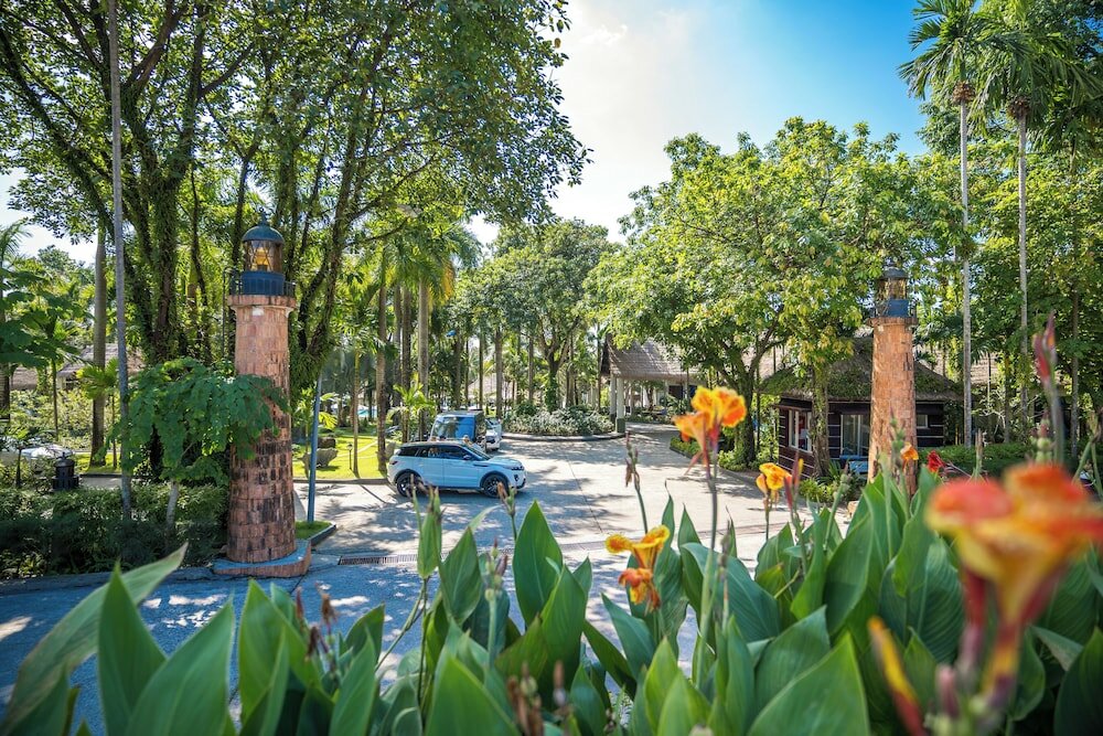 Фото L'Azure Resort and SPA