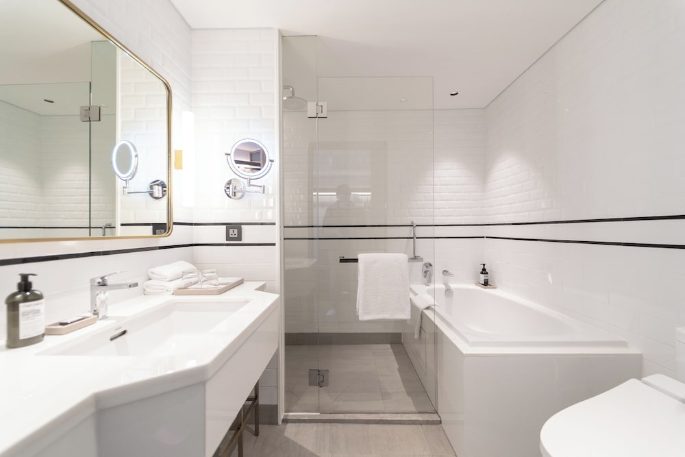 Фото Montien Hotel Surawong Bangkok