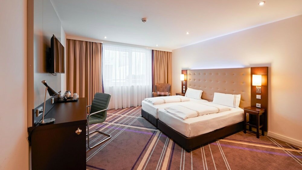 Фото Premier Inn Munich City Centre