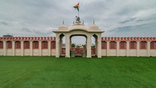 Внешний вид отеля Suryaa Villa - A City Centre Hotel в Муниципальной корпорации Джайпуре, фото 2