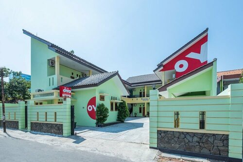 Гостиница Oyo 1399 Cemara Residence Syariah в Провинции Западная Ява