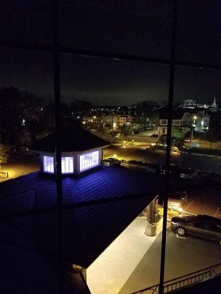 Фото Norwalk Inn