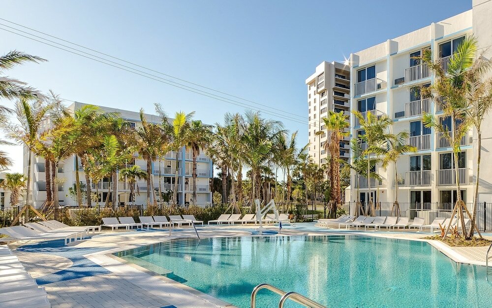 Фото Plunge Beach Resort