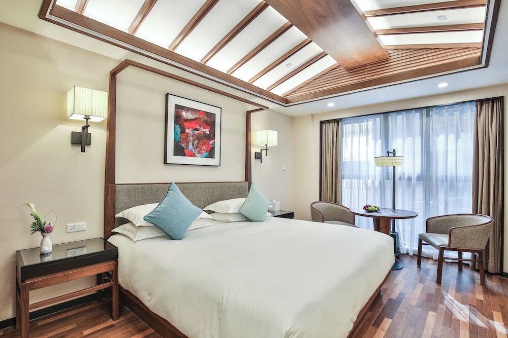Фото Ssaw Boutique Hotel Hangzhou River Side