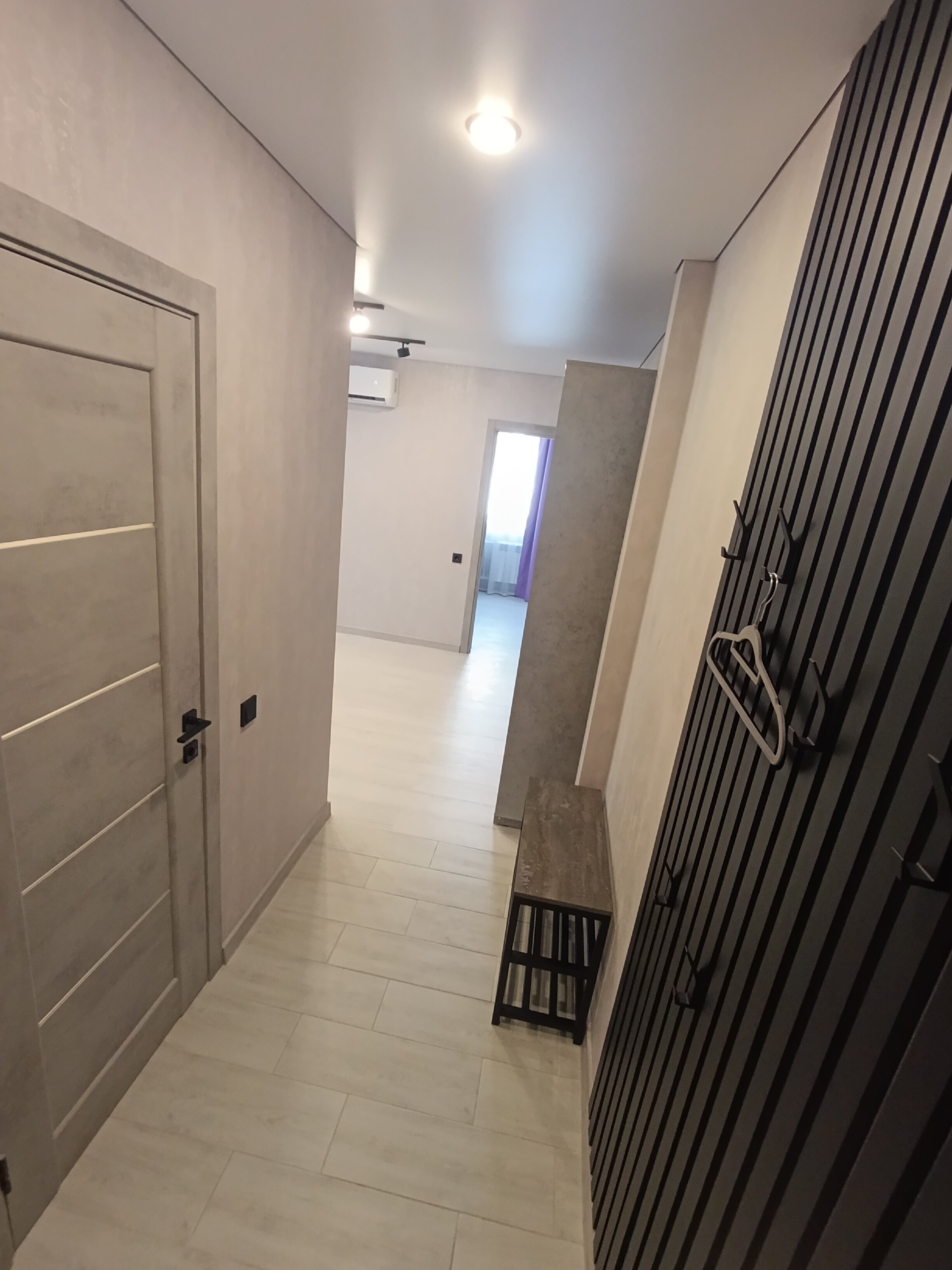 Фото Апартаменты Уютная 3-к квартира