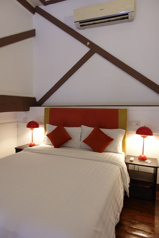 Фото Sarang Paloh Heritage Stay & Event Hall