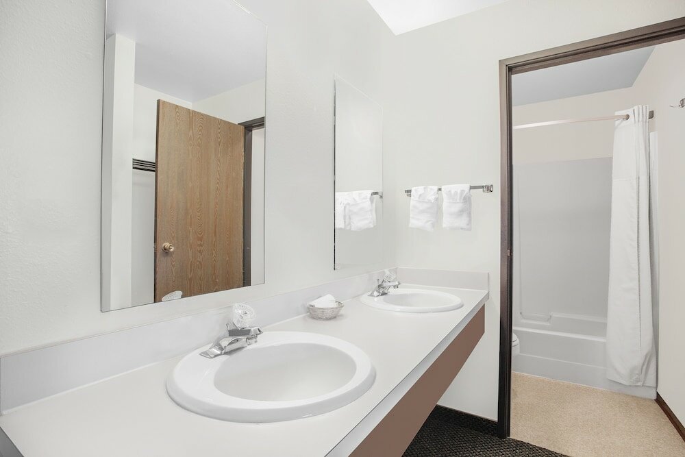 Фото Super 8 by Wyndham Moscow Pullman