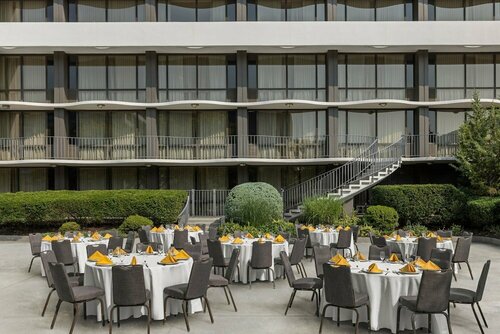 Гостиница Marriott в Хакенсаке