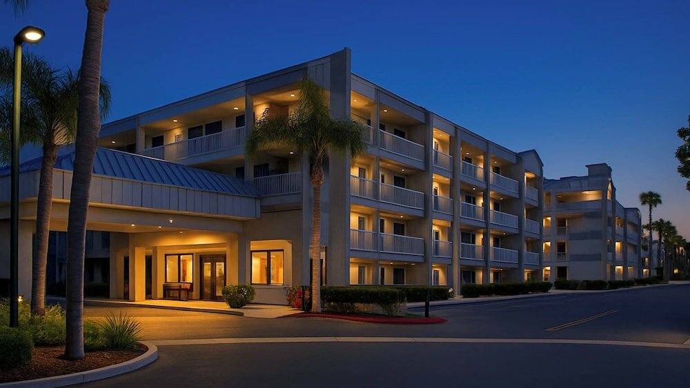 Фото Motel 6 Anaheim Maingate
