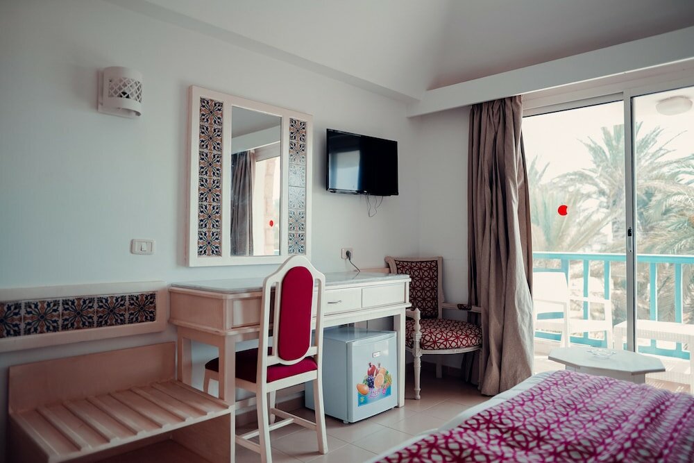 Фото Oasis Hotel Gabes