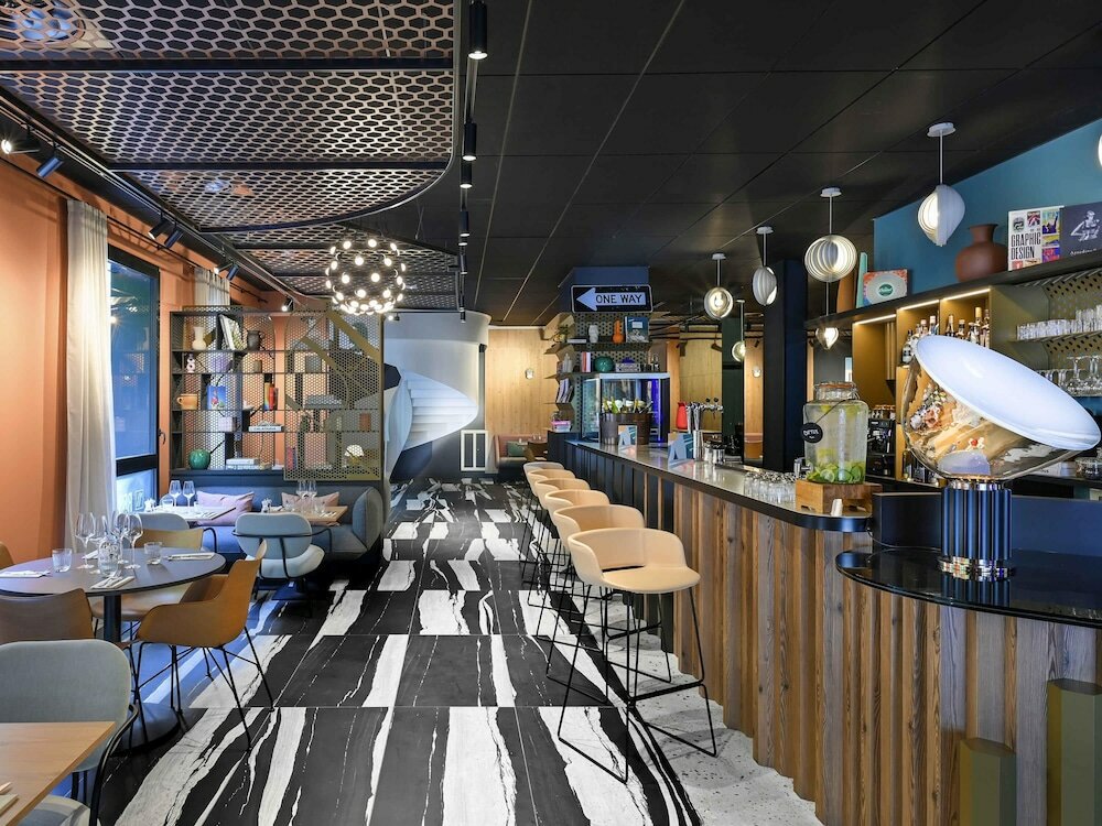 Фото TRIBE Paris La Défense Esplanade