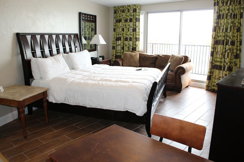 Фото Cove Motel Oceanfront