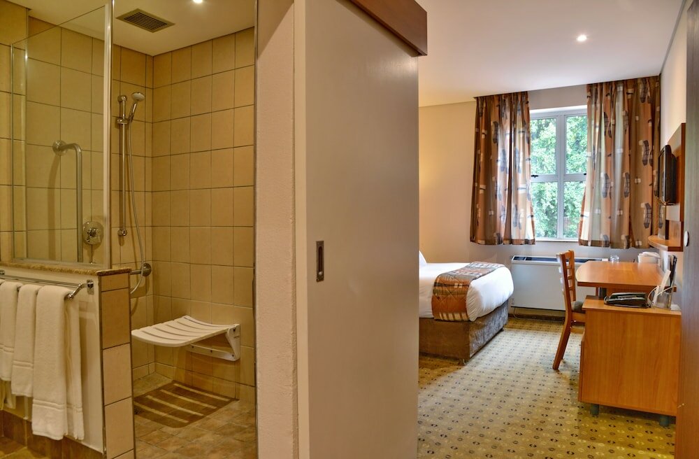 Фото Road Lodge Sandton Grayston Drive