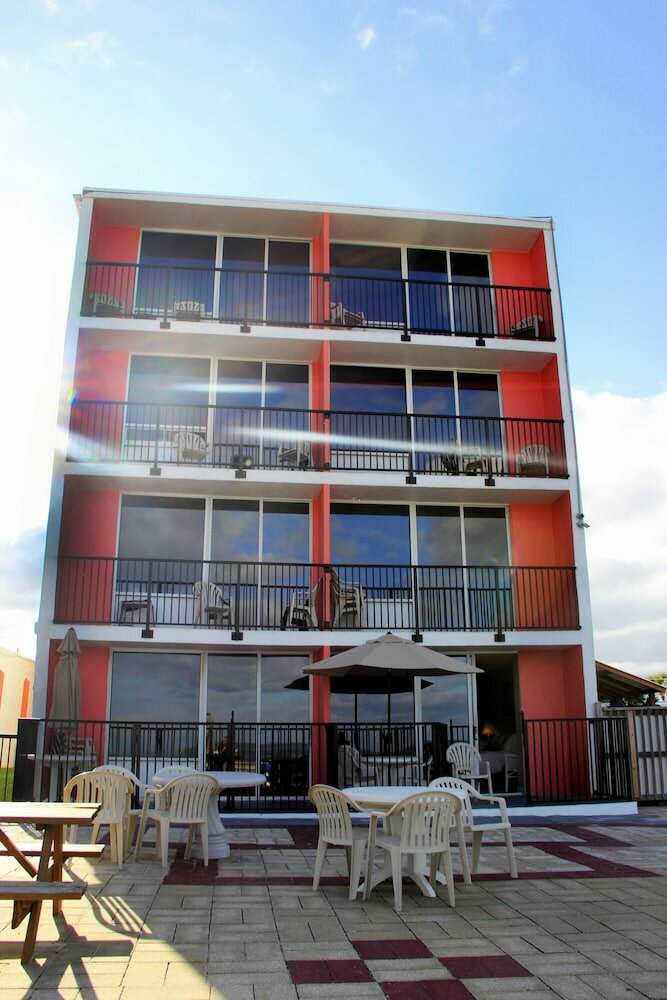 Фото Cove Motel Oceanfront
