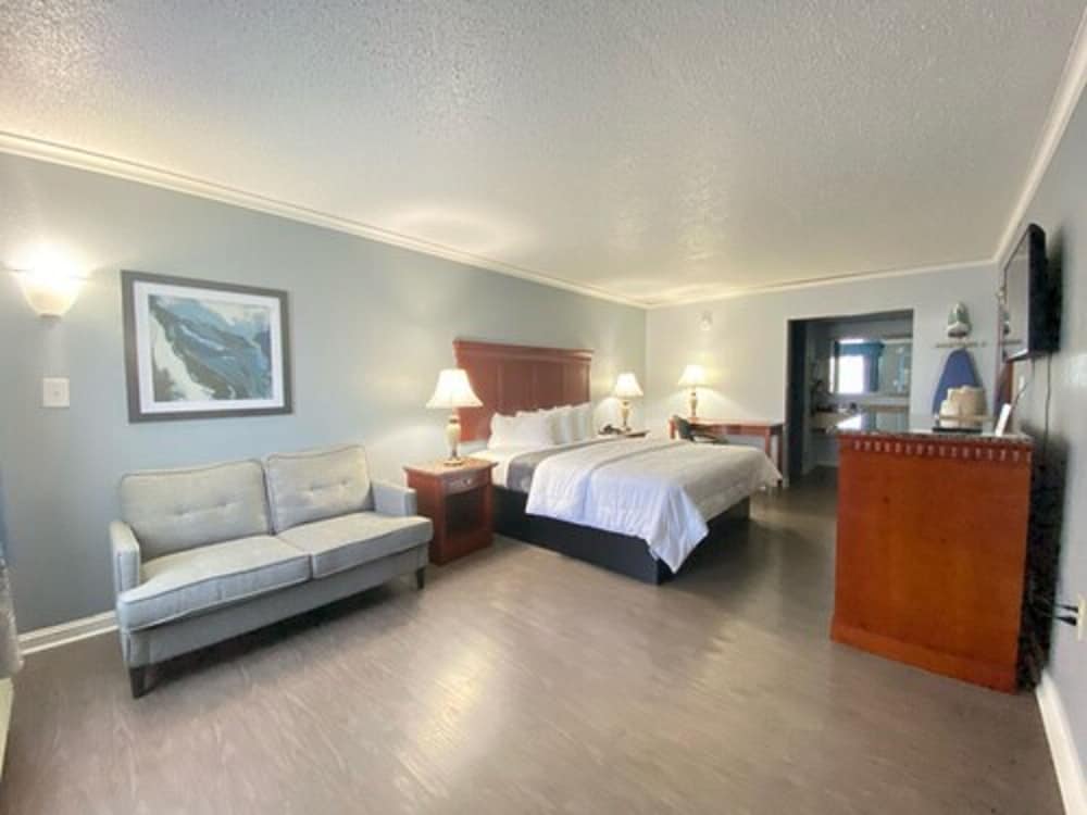Фото Quarters Inn & Suites