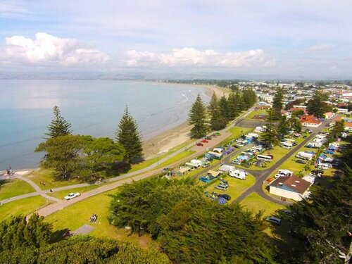 Гостиница Waikanae Beach Top 10 Holiday Park в Гисборне
