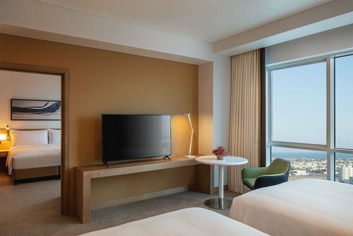 Гостиница DoubleTree by Hilton Fujairah City в Эль-Фуджайре