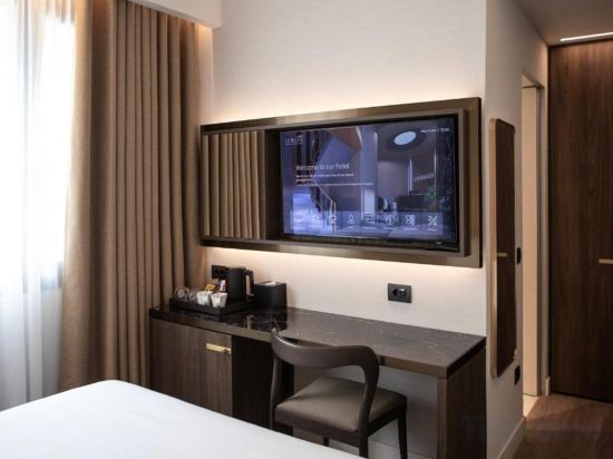Фото Luwian Athens Boutique Hotel