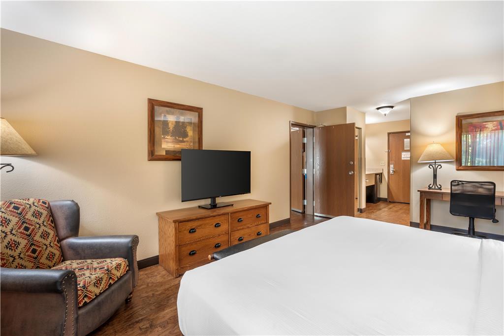 Фото Best Western Plus Kelly Inn & Suites