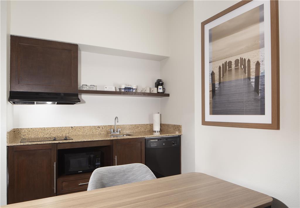 Фото Hampton Inn & Suites Tampa-North