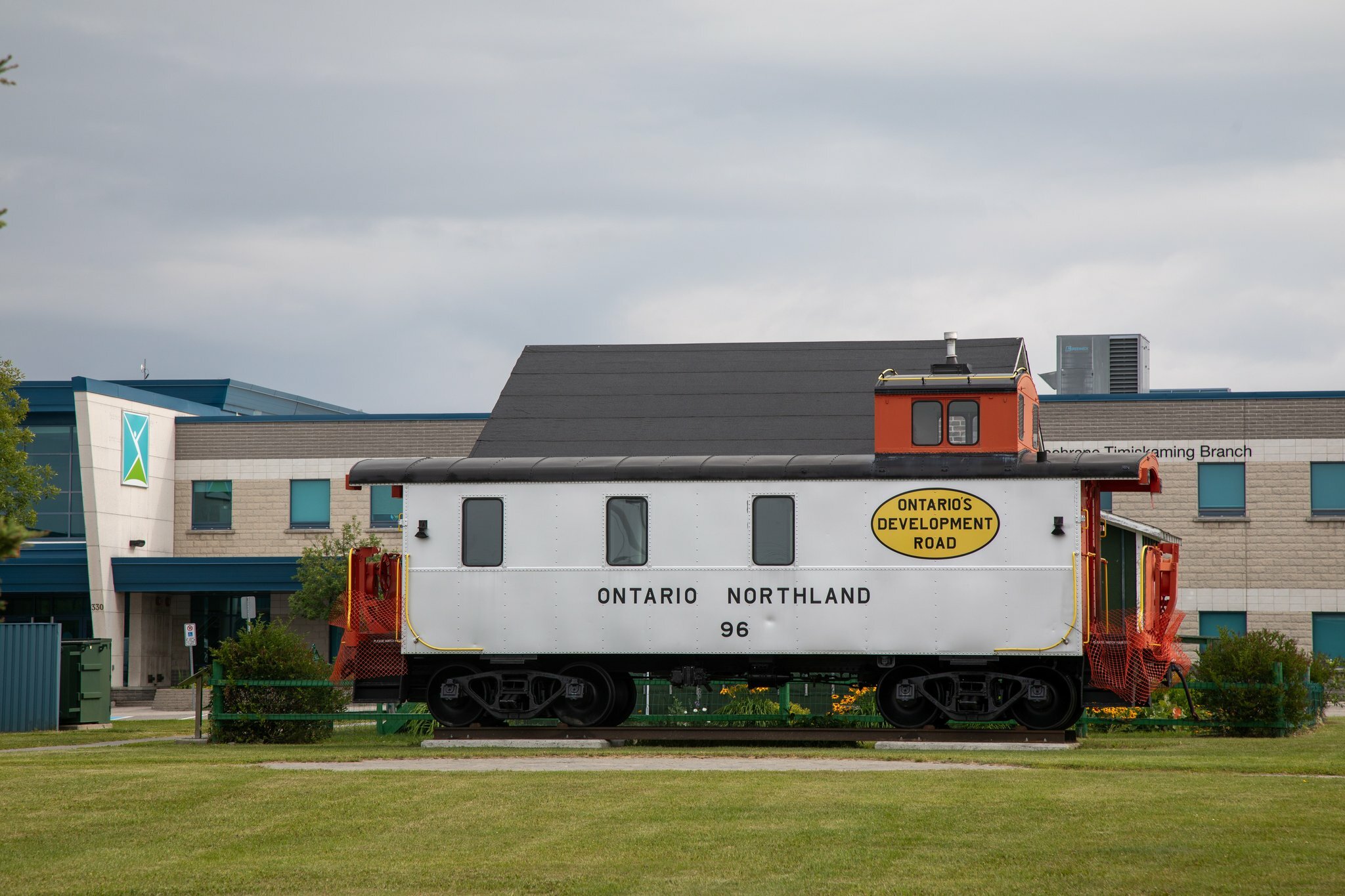 Фото Holiday Inn Express Hotel & Suites Timmins