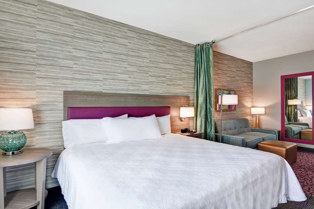 Фото Home2 Suites by Hilton Pecos