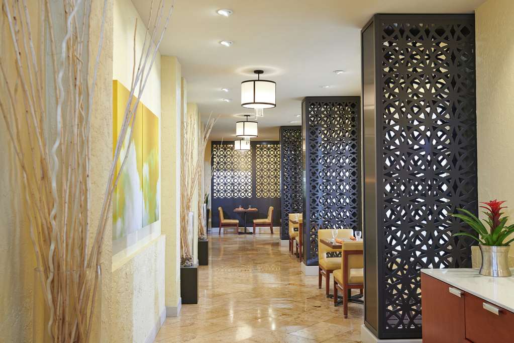 Фото DoubleTree by Hilton Hotel Salt Lake City Airport