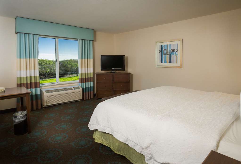 Фото Hampton Inn & Suites Suisun City Waterfront