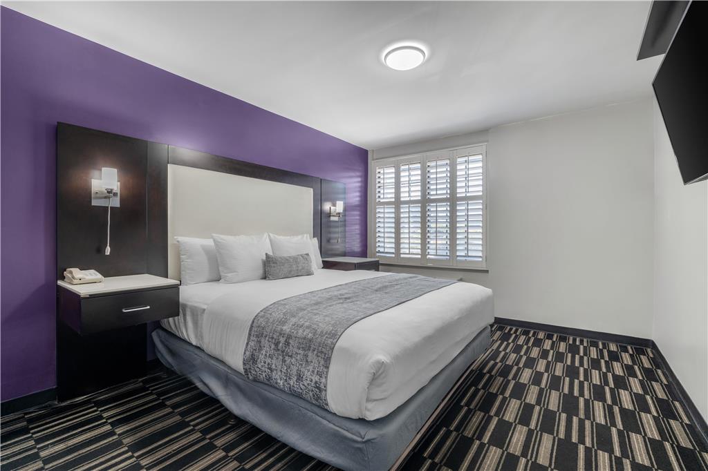 Фото SureStay Hotel by Best Western Beverly Hills West La